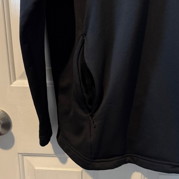 Under Armour Black Hoodie with Star Pattern Large - Picture 9 of 13